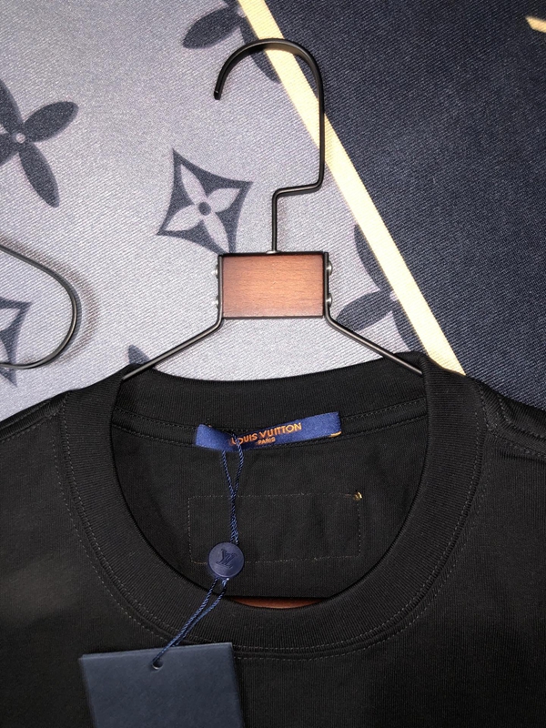 ブランドTシャツ素材ディテール